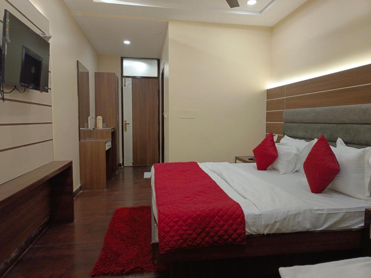 Hotel Batra Home Nizamuddin 新德里 外观 照片
